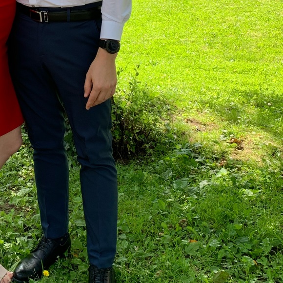 Extra Slim-Fit Solid Water Repellent Men's Dress Pants / Size 33/32 - Picture 6 of 9